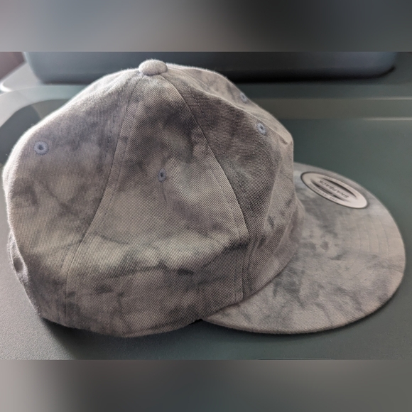 Volcom hat - Picture 3 of 5